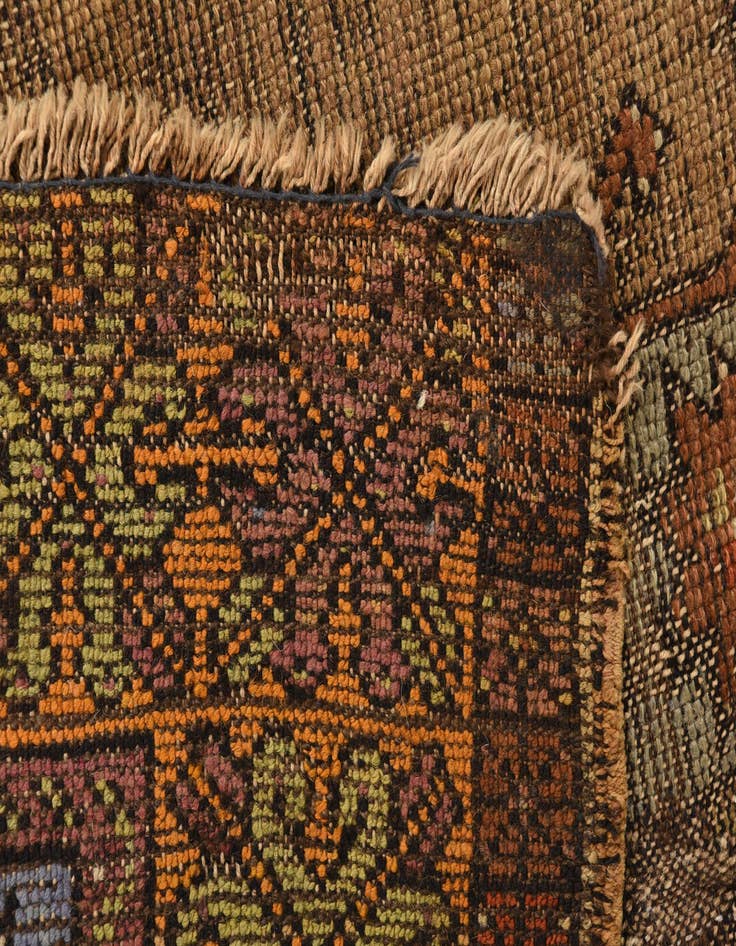 Detail image of  3' 3 x 3' 10  Hand Knotted Shiraz Persian Wool Rug