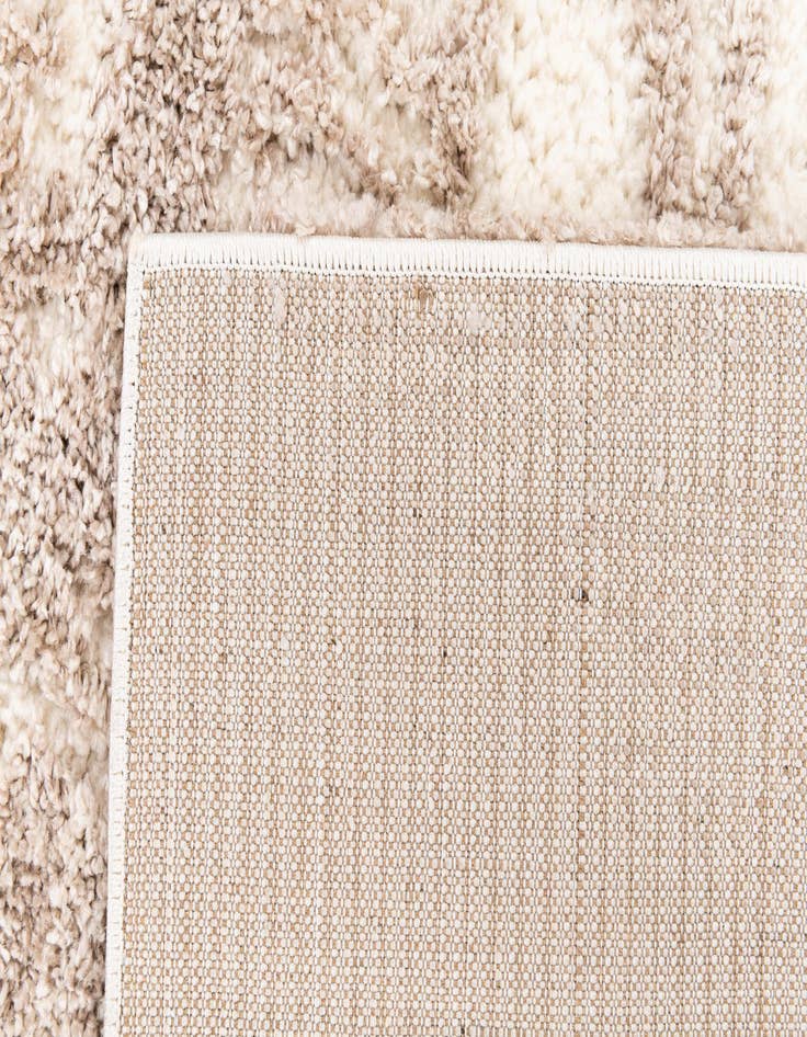 Detail image of 5' 2 x 7' 7 Soft Touch Shag Rug