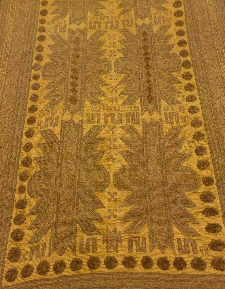 Detail image of  6' 4 x 8' 3  Hand Woven Sumak Wool Rug