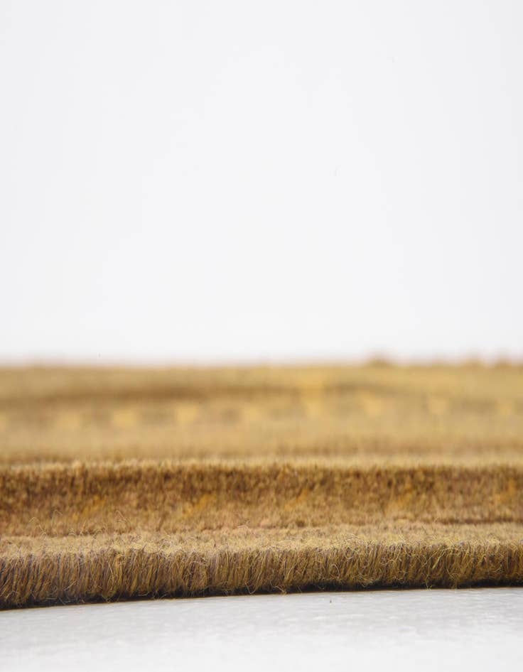 Detail image of  6' 4 x 8' 3  Hand Woven Sumak Wool Rug