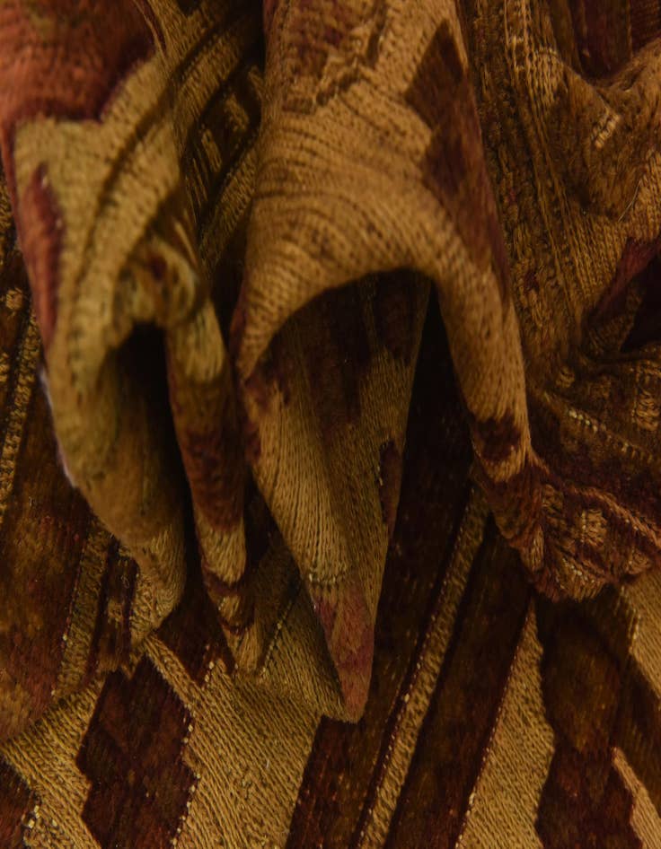 Detail image of  5' 10 x 8' 8  Hand Knotted Sumak Wool Rug