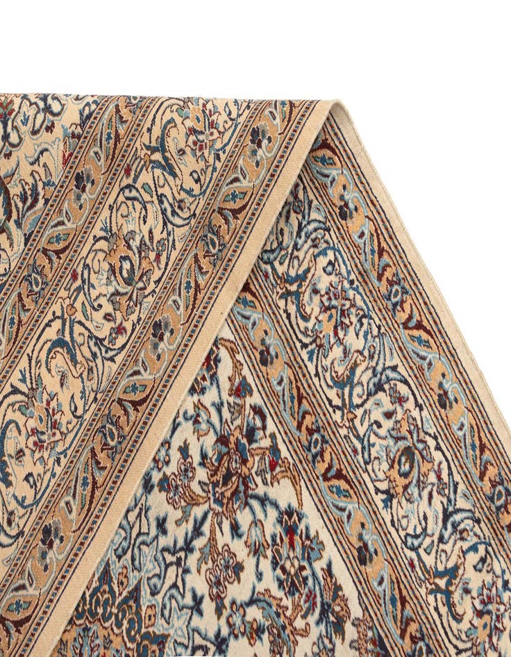 Detail image of  6' 7 x 9' 7 Tabas Wool Rug