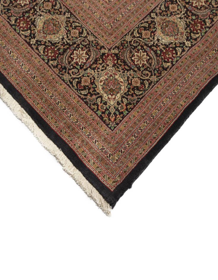 Detail image of  9' 9 x 13' 3 Tabriz Mahan Rug