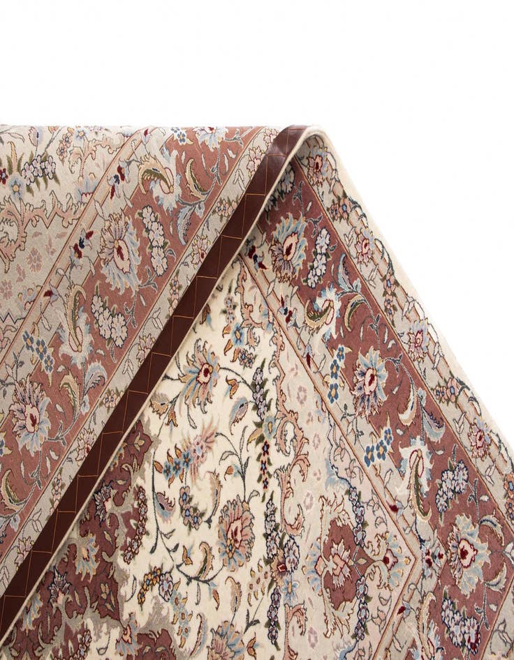 Detail image of  5' x 6' 10 Tabriz Rug