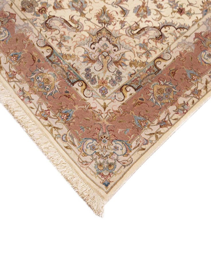 Detail image of  4' 10 x 6' 6 Tabriz Rug