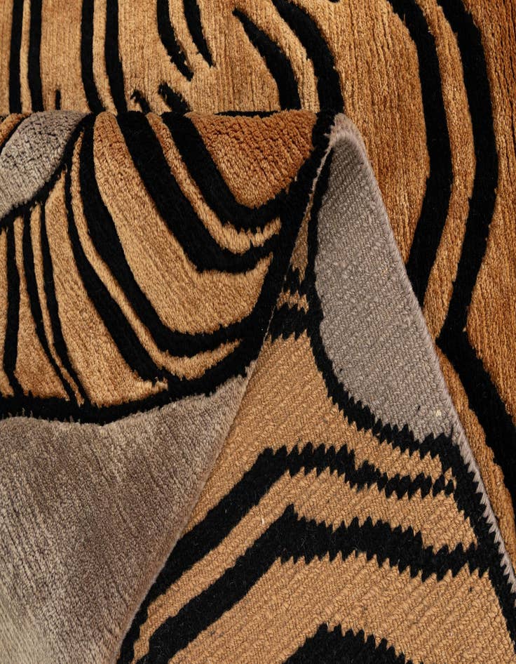 Detail image of  4' x 5' 11  Hand Knotted Tibet Wool Rug