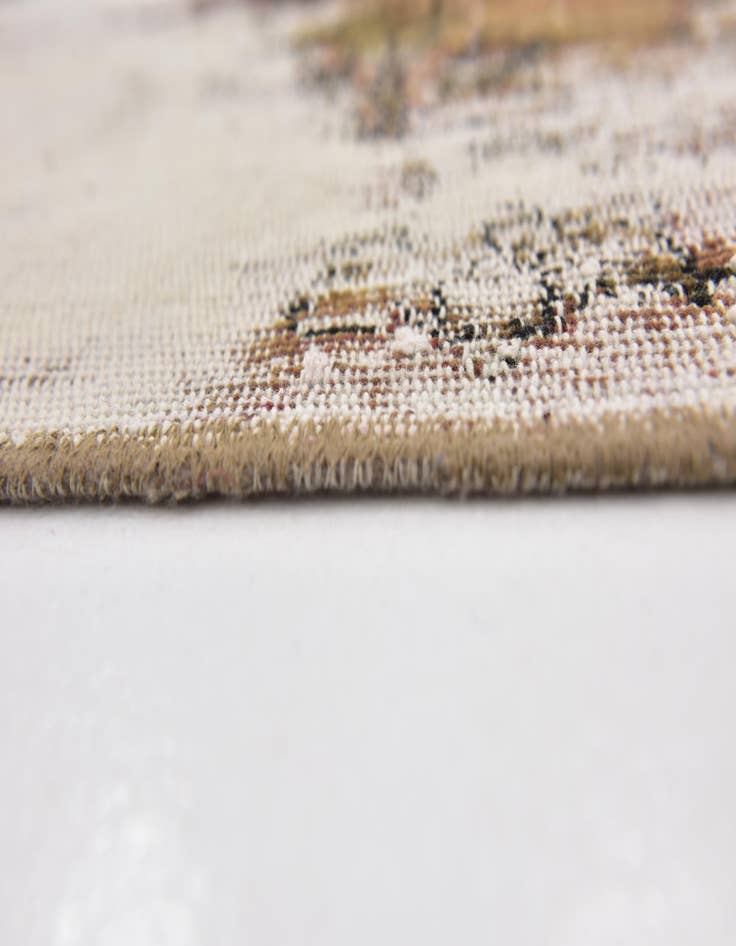 Detail image of  4' 4 x 6' 6  Hand Knotted Ultra Vintage Persian Wool Rug