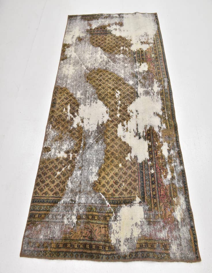 Detail image of  4' 4 x 6' 6  Hand Knotted Ultra Vintage Persian Wool Rug