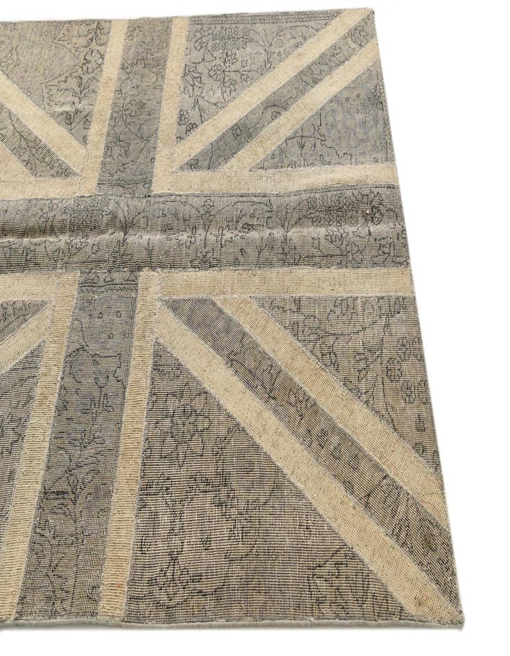 Detail image of  5' x 6' 6  Hand Knotted Ultra Vintage Persian Wool Rug