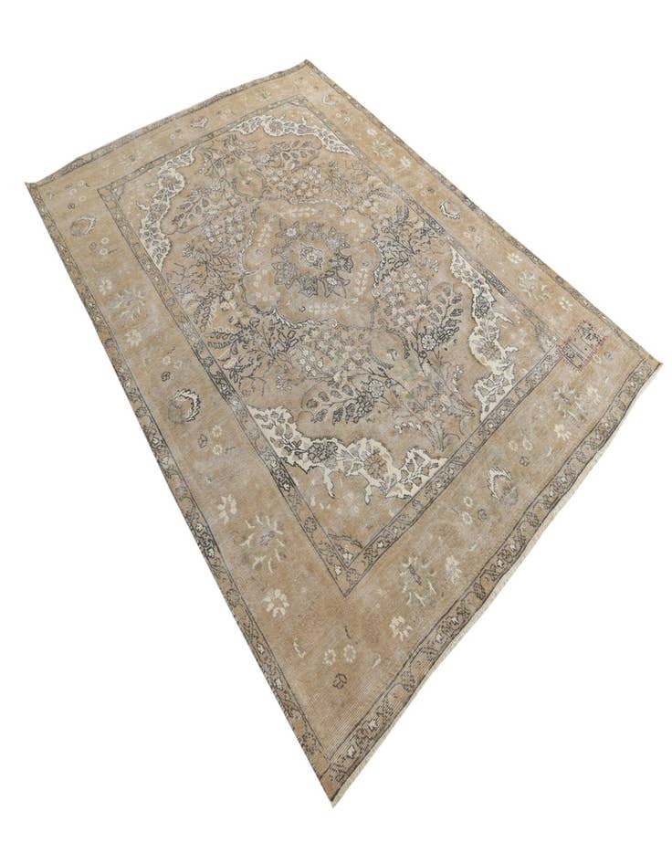 Detail image of  6' 10 x 9'  Hand Knotted Ultra Vintage Persian Wool Rug