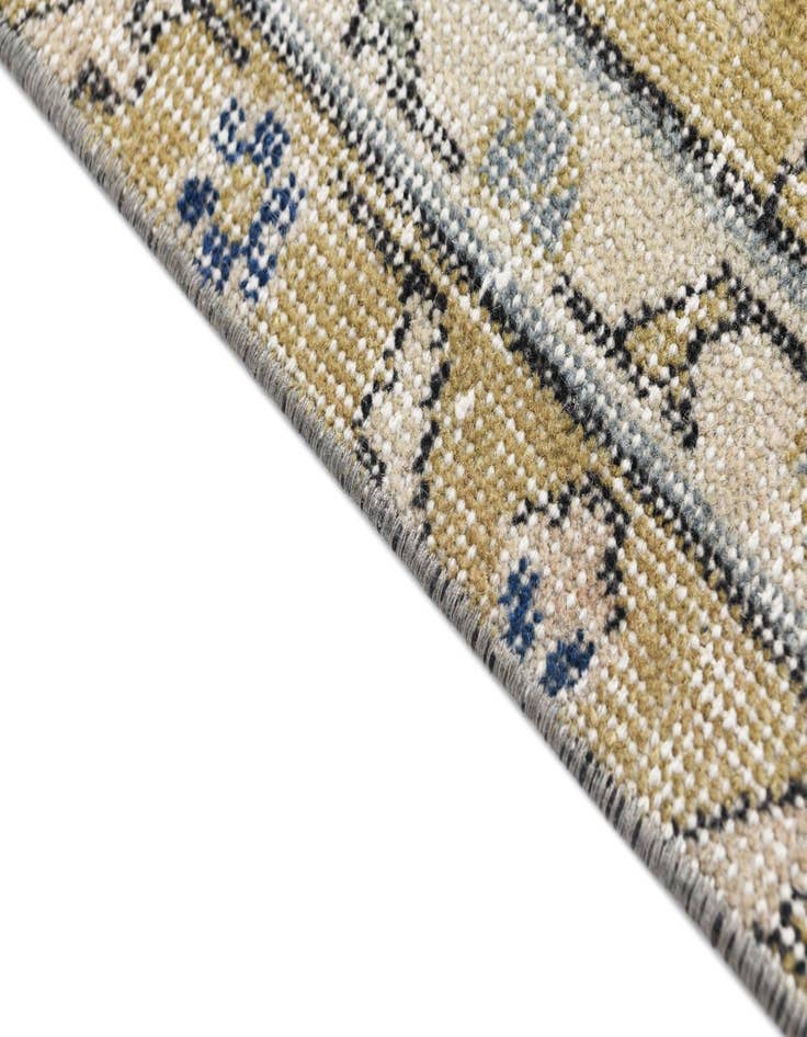 Detail image of 4' 9 x 8' Ultra Vintage Wool Rug