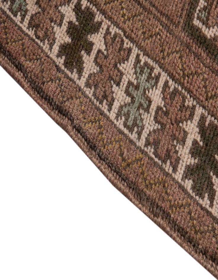 Detail image of  4' 1 x 6' 8  Hand Knotted Ultra Vintage Persian Wool Rug