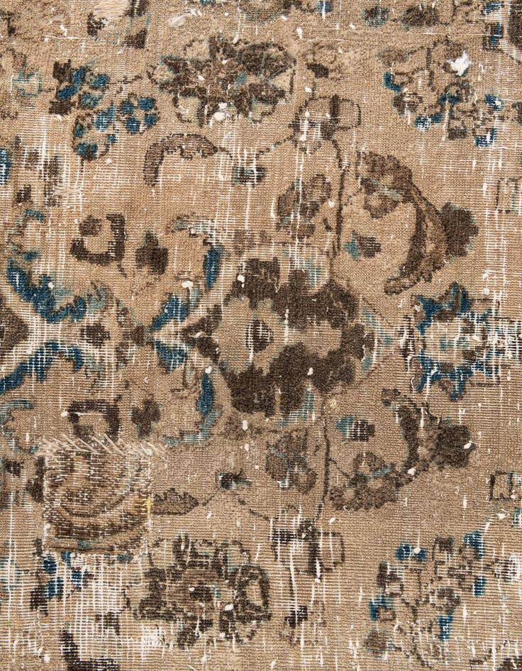 Detail image of  7' x 8' 8  Hand Knotted Ultra Vintage Persian Wool Rug