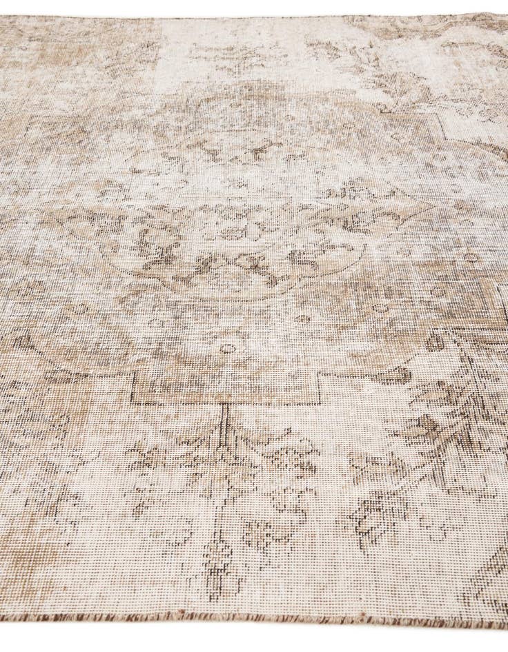 Detail image of  5' 1 x 8' 8  Hand Knotted Ultra Vintage Persian Wool Rug