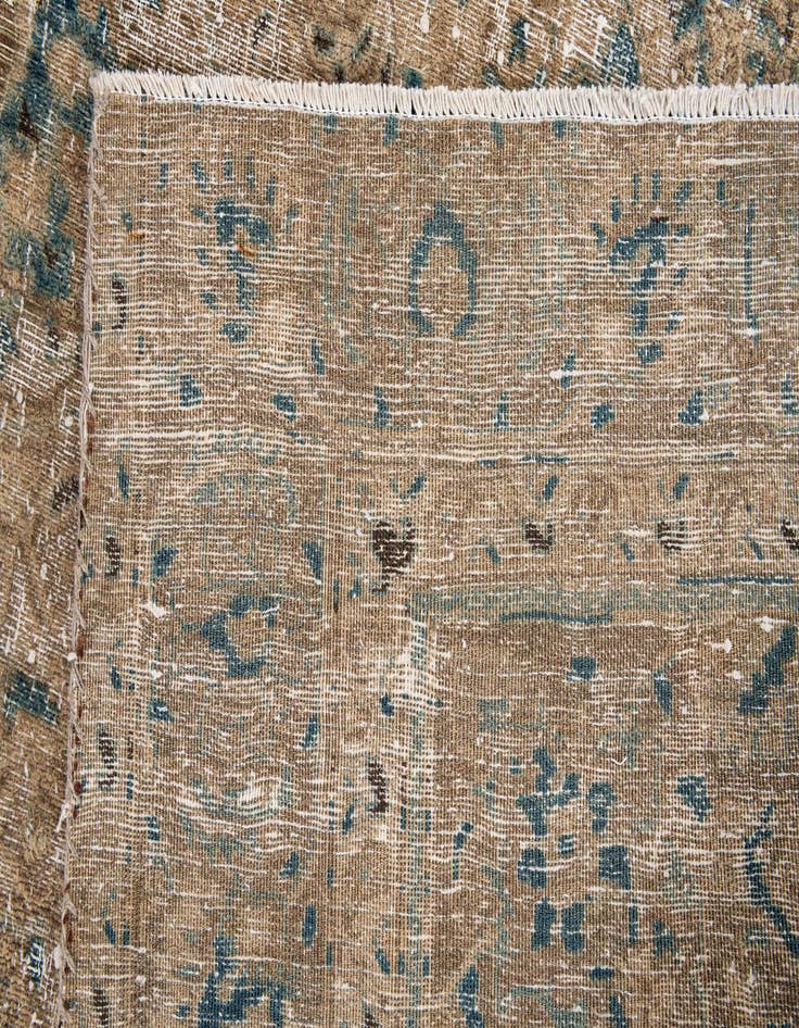 Detail image of  6' x 8' 7  Hand Knotted Ultra Vintage Wool Rug