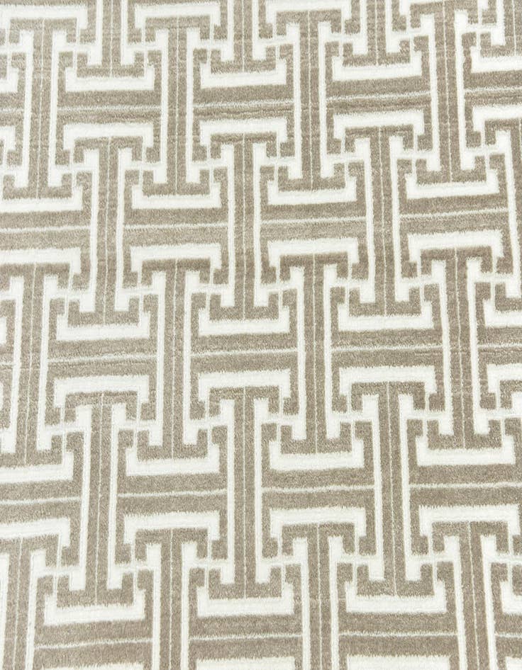 Detail image of Jill Zarin 5' x 8' Uptown Rug