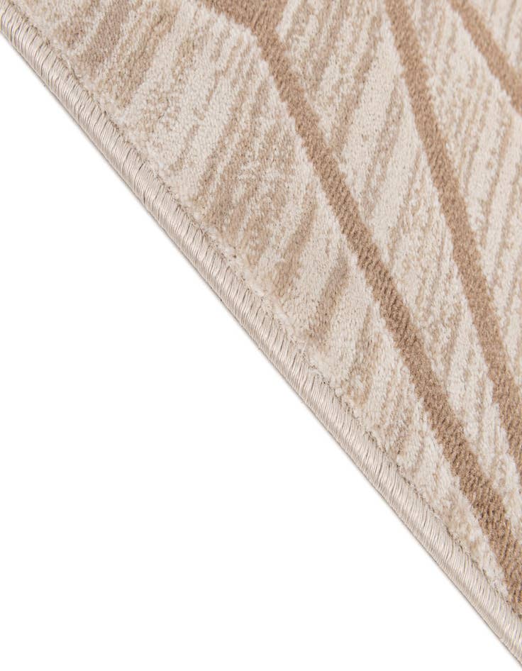 Detail image of Jill Zarin 8' x 12' 4 Uptown Rug