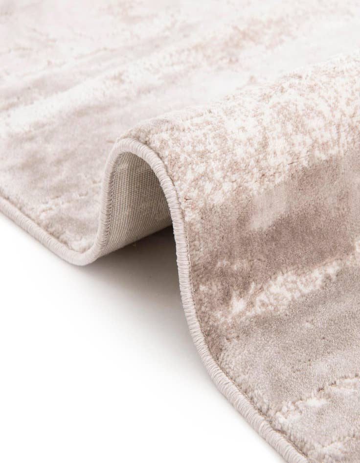 Detail image of Jill Zarin 9' x 12' 2 Uptown Lexington Avenue Rug