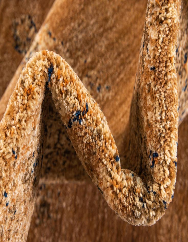 Detail image of  4' 5 x 4' 5 Charlestown Round Rug