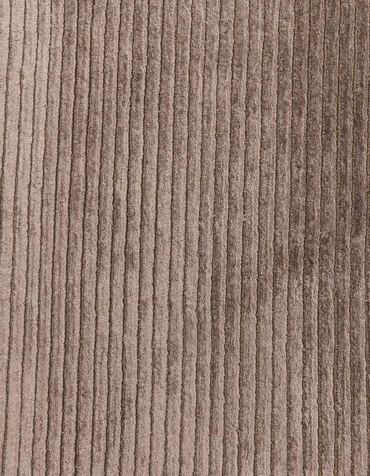 Detail image of  6' 5 x 6' 5  Hand Knotted Darya Wool Round Rug