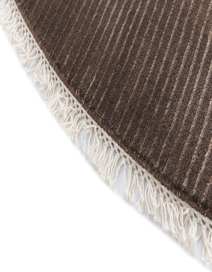 Detail image of  6' 6 x 6' 6  Hand Knotted Darya Wool Round Rug