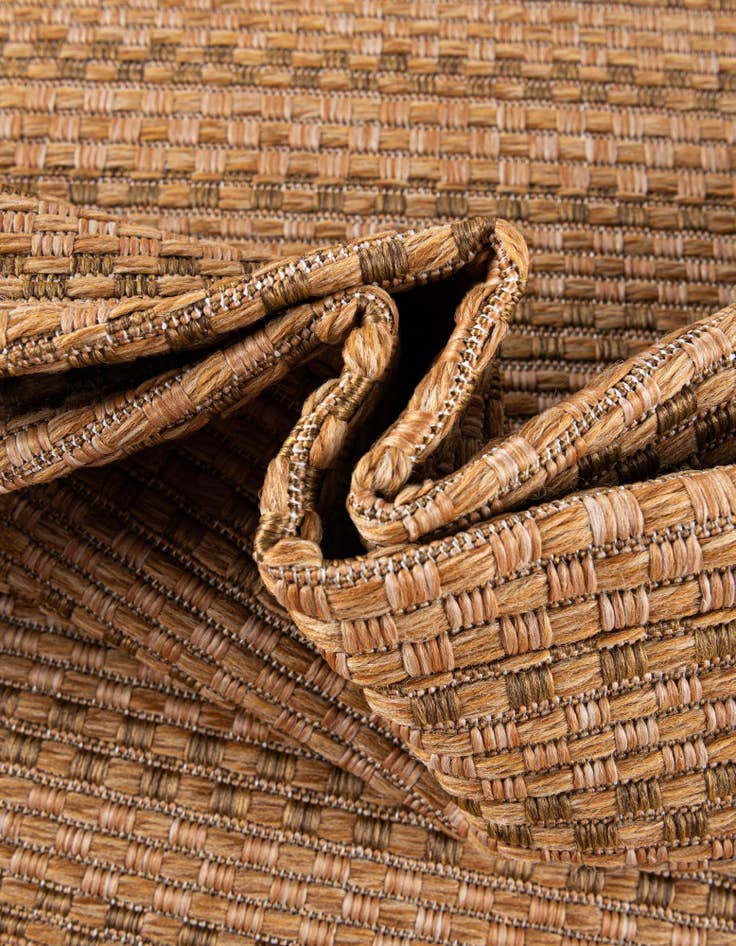 Detail image of  6' x 6'  Washable Border Indoor / Outdoor Round Rug