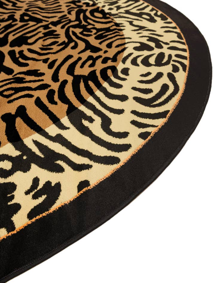 Detail image of  7' 10 x 7' 10 Savannah Round Rug