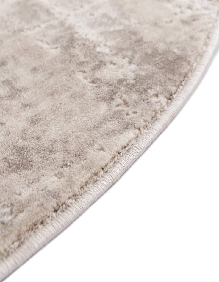 Detail image of Jill Zarin 5' 3 x 5' 3 Uptown Lexington Avenue Round Rug