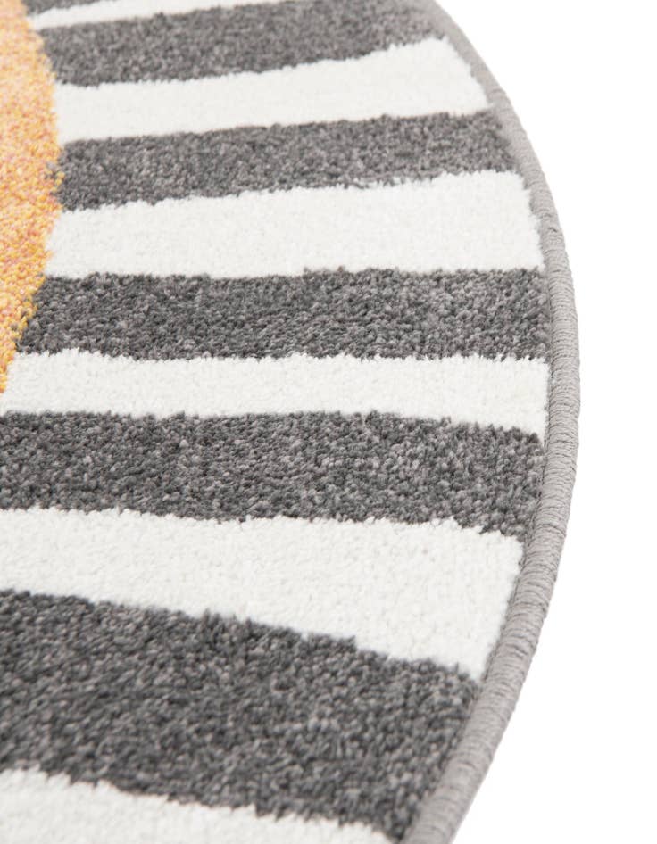 Detail image of  5' 3 x 5' 3 Cat Whimsy Kids Round Rug
