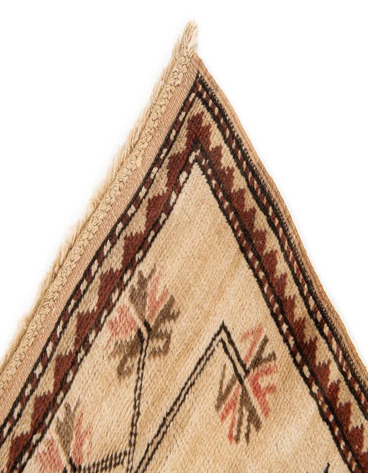 Detail image of  4' x 7' 8  Hand Knotted Anatolian Wool Runner Rug