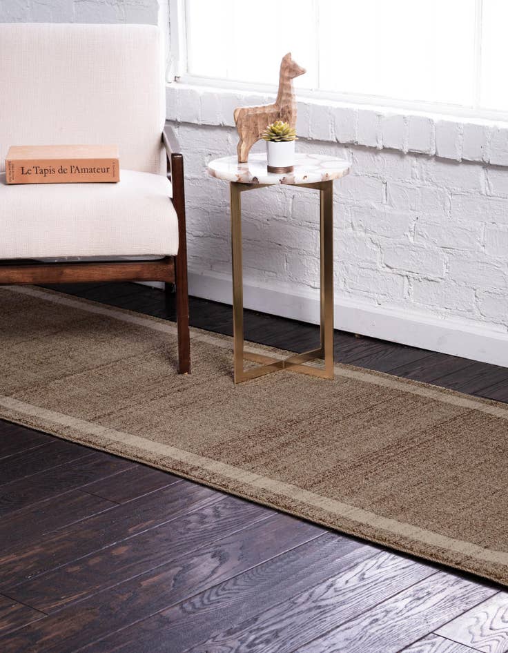 Detail image of  2' 7 x 10' Angelica Runner Rug