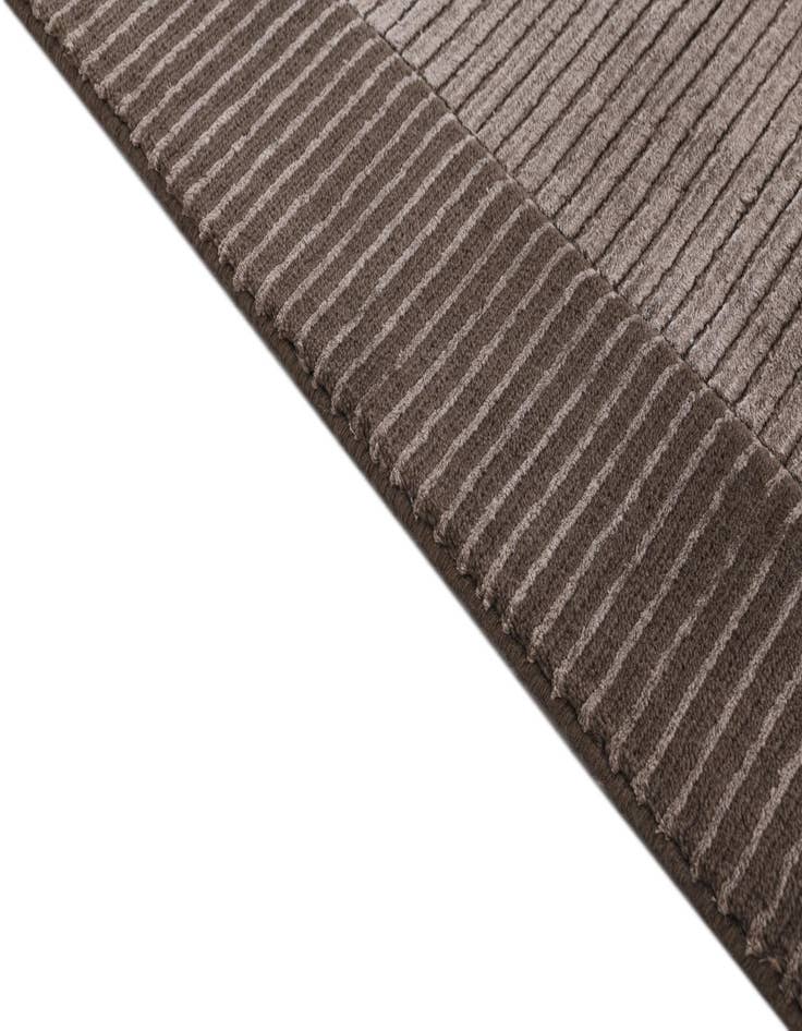 Detail image of  2' 7 x 13' 1  Hand Knotted Darya Wool Runner Rug