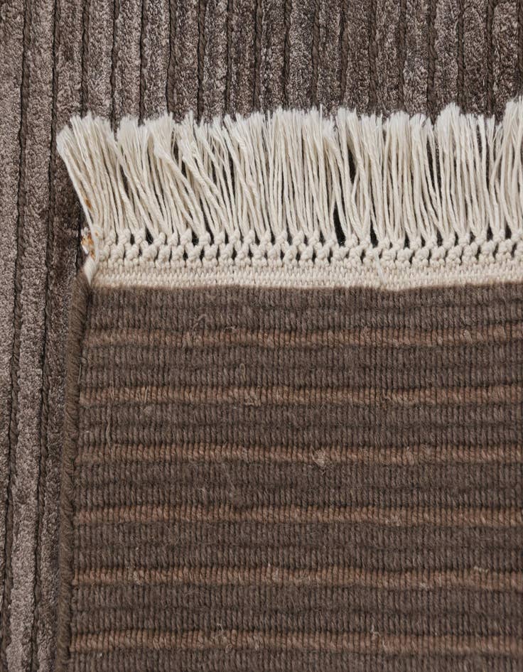 Detail image of  2' 7 x 13' 1  Hand Knotted Darya Wool Runner Rug