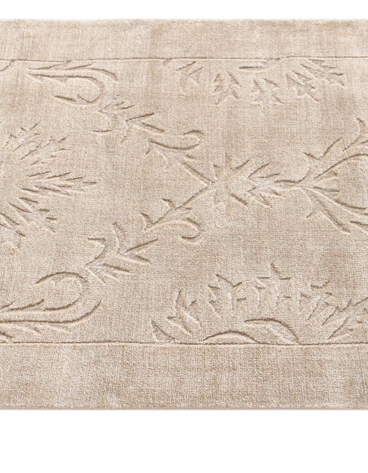 Detail image of  2' 7 x 9' 7  Hand Knotted Darya Wool Runner Rug