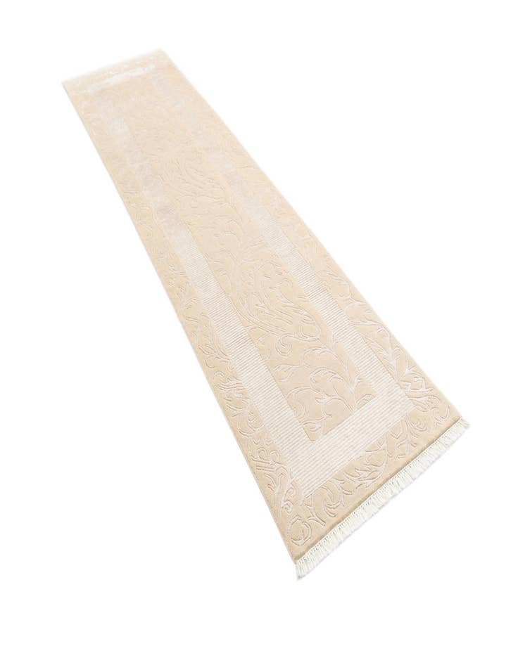 Detail image of  2' 8 x 10' 4  Hand Knotted Darya Wool Runner Rug