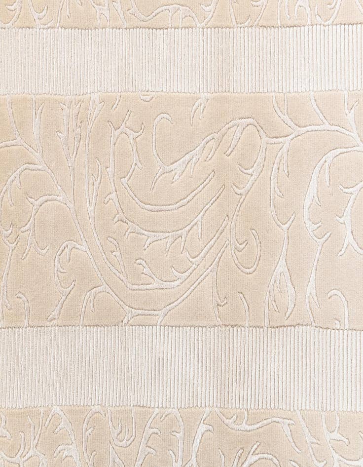 Detail image of  2' 8 x 10' 4  Hand Knotted Darya Wool Runner Rug