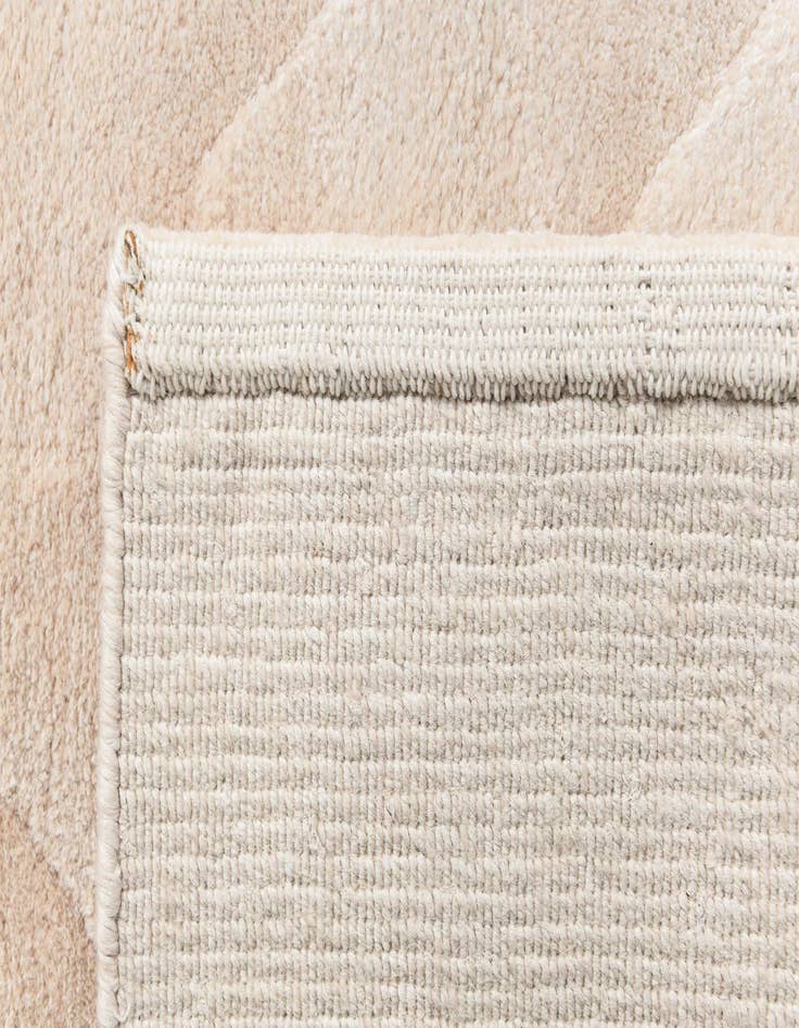 Detail image of  2' 7 x 9' 7 Darya Runner Rug