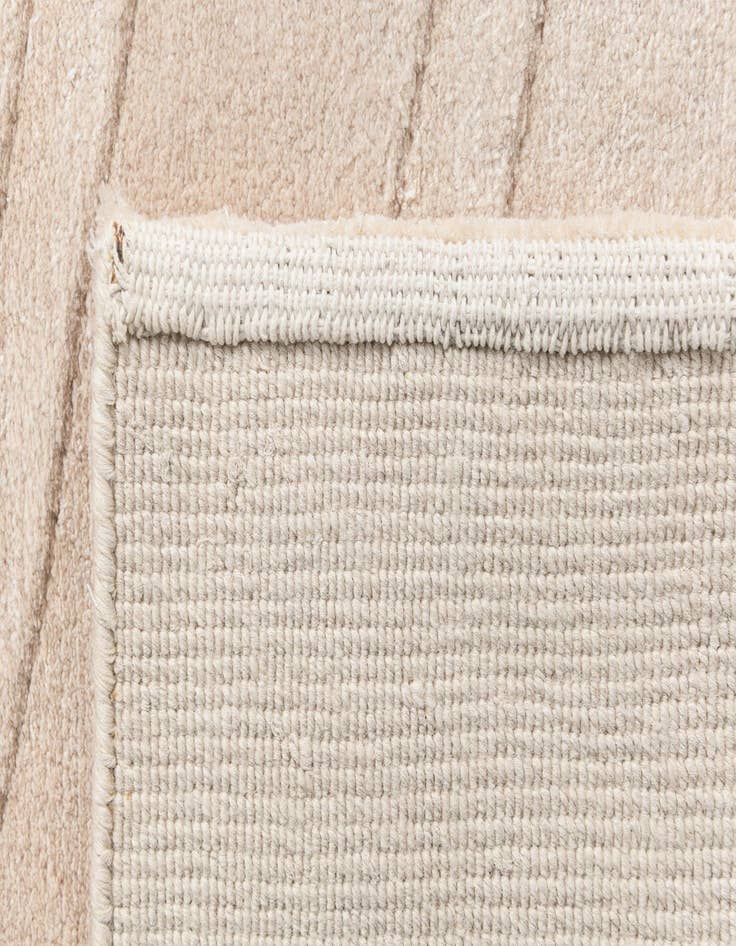 Detail image of  2' 7 x 9' 10 Darya Runner Rug