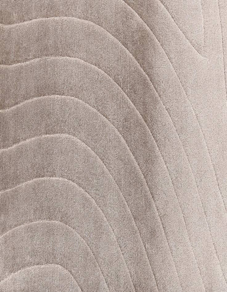 Detail image of  2' 7 x 9' 7 Darya Runner Rug