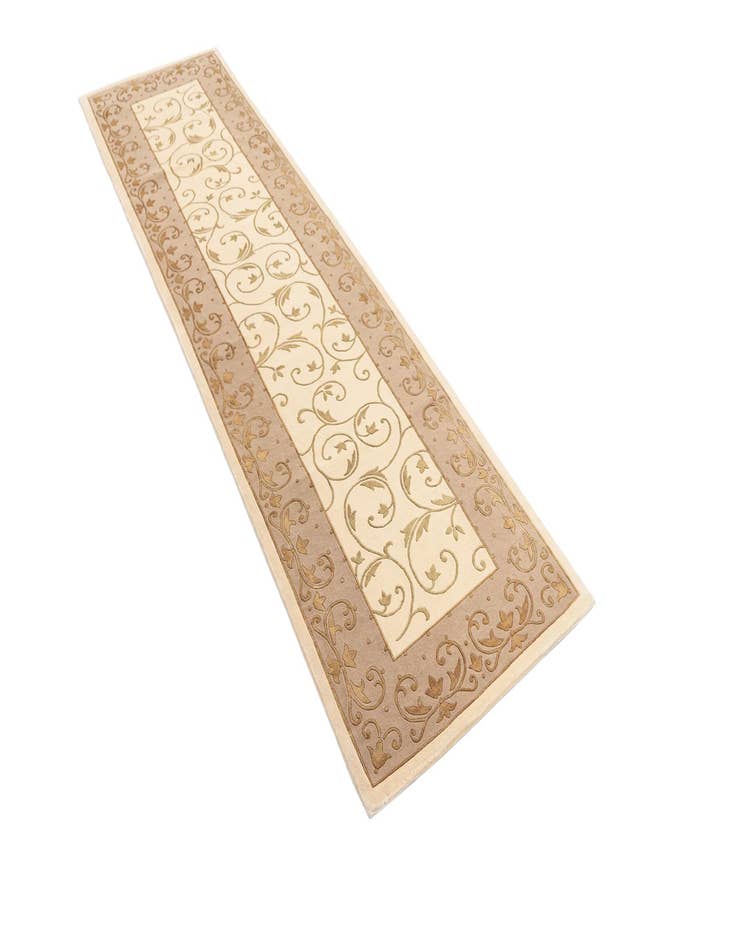 Detail image of  2' 7 x 10' Darya Runner Rug