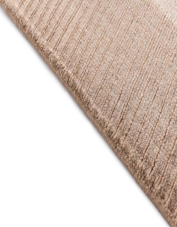 Detail image of  2' 8 x 9' 10 Darya Runner Rug