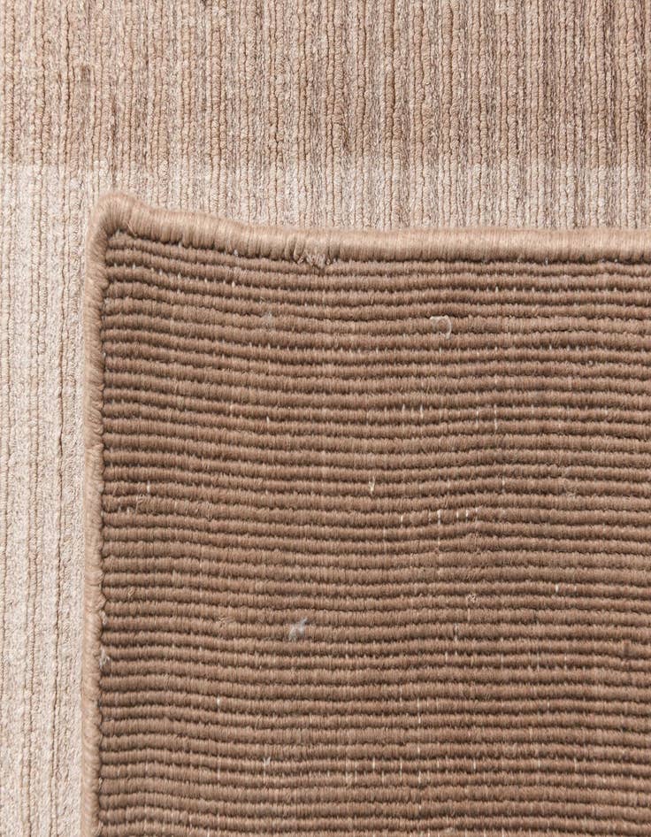 Detail image of  2' 8 x 9' 10 Darya Runner Rug