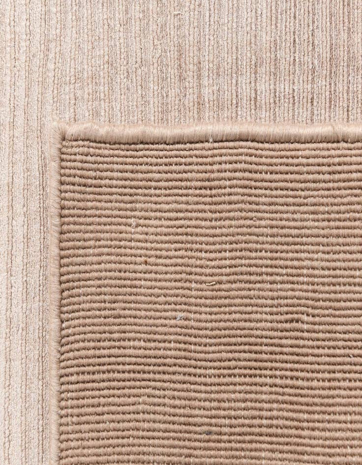 Detail image of  2' 7 x 9' 10 Darya Runner Rug