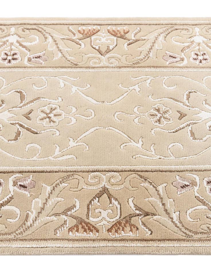 Detail image of  2' 9 x 9' 8 Darya Runner Rug