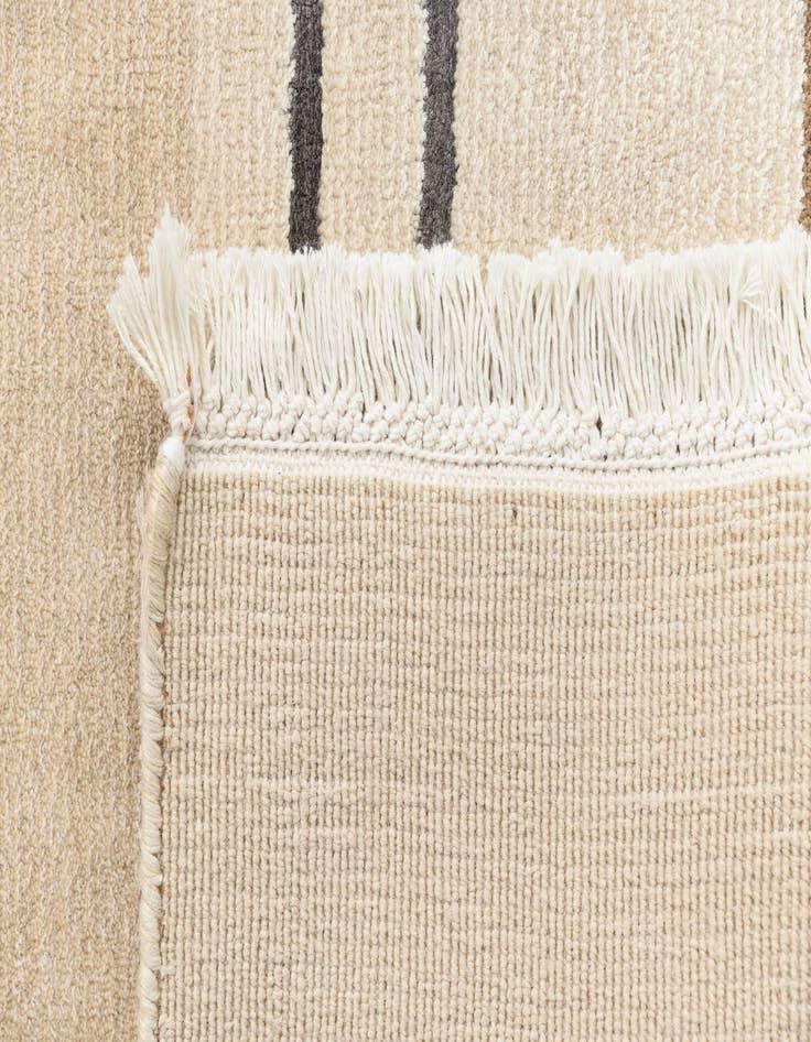 Detail image of  2' 8 x 9' 6 Darya Runner Rug