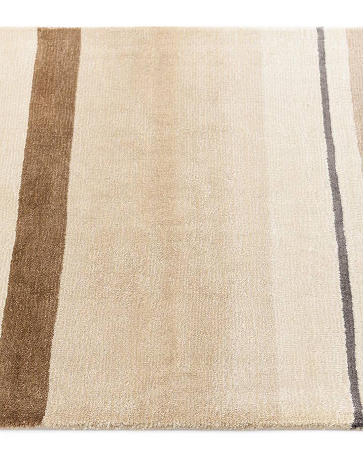 Detail image of  2' 8 x 9' 6 Darya Runner Rug