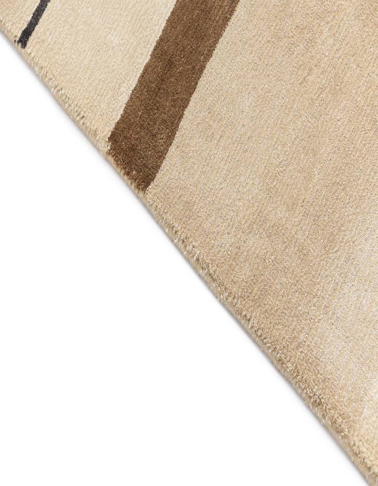 Detail image of  2' 8 x 9' 6 Darya Runner Rug