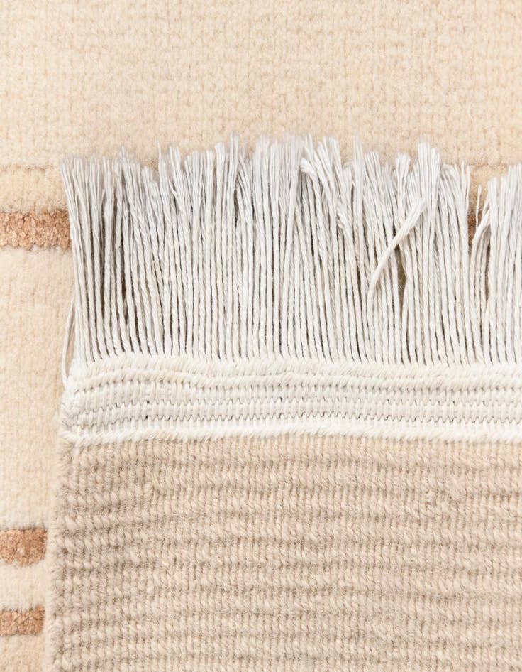 Detail image of  2' 9 x 9' 10 Darya Runner Rug