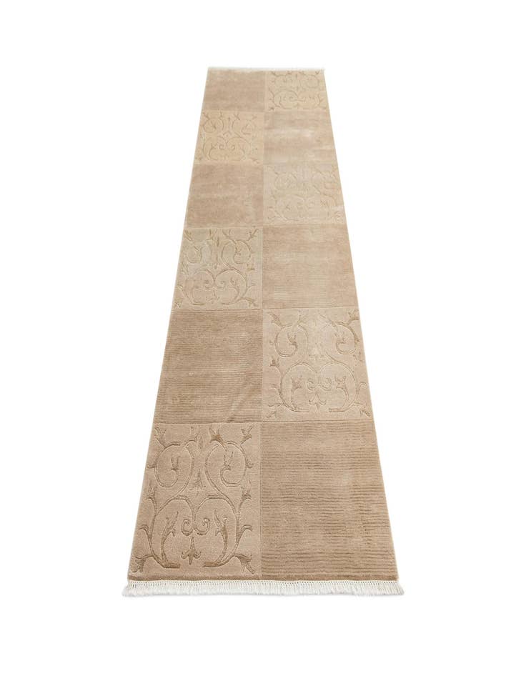 Detail image of  3' 3 x 9' 9 Darya Runner Rug