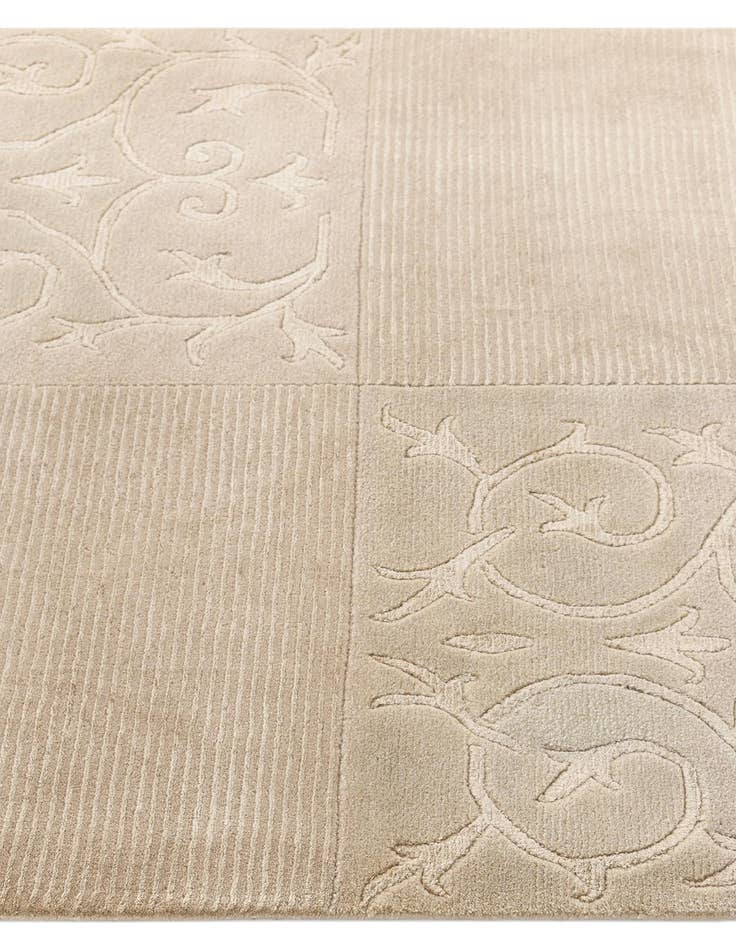 Detail image of  3' 3 x 9' 9 Darya Runner Rug